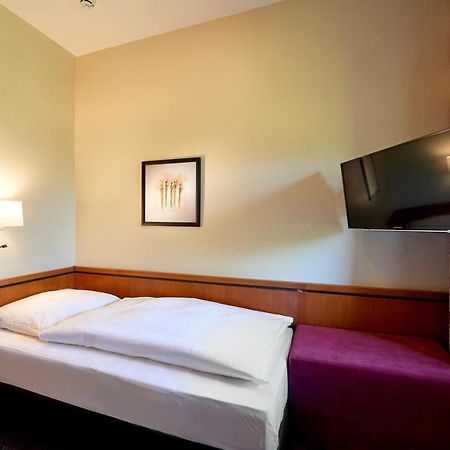 Hotel Eisbach Ransbach-Baumbach Bagian luar foto