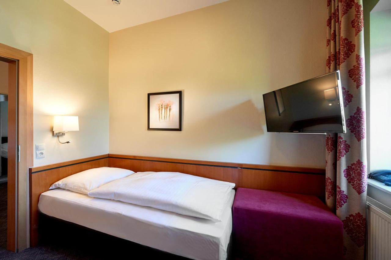 Hotel Eisbach Ransbach-Baumbach Bagian luar foto